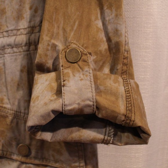 Ashley - Picture 9 of 16